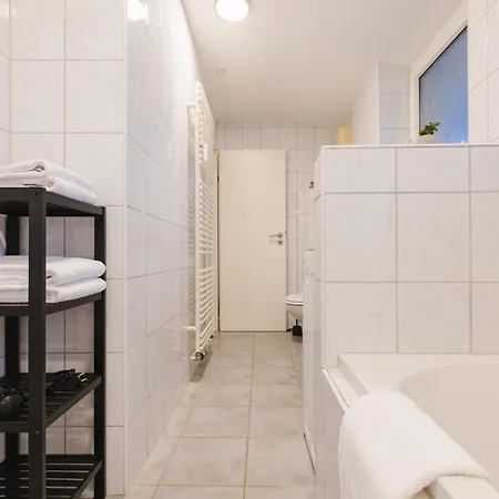 2-Zimmer-Apartment - kostenloser Parkplatz - Klimaanlage * Rastatt